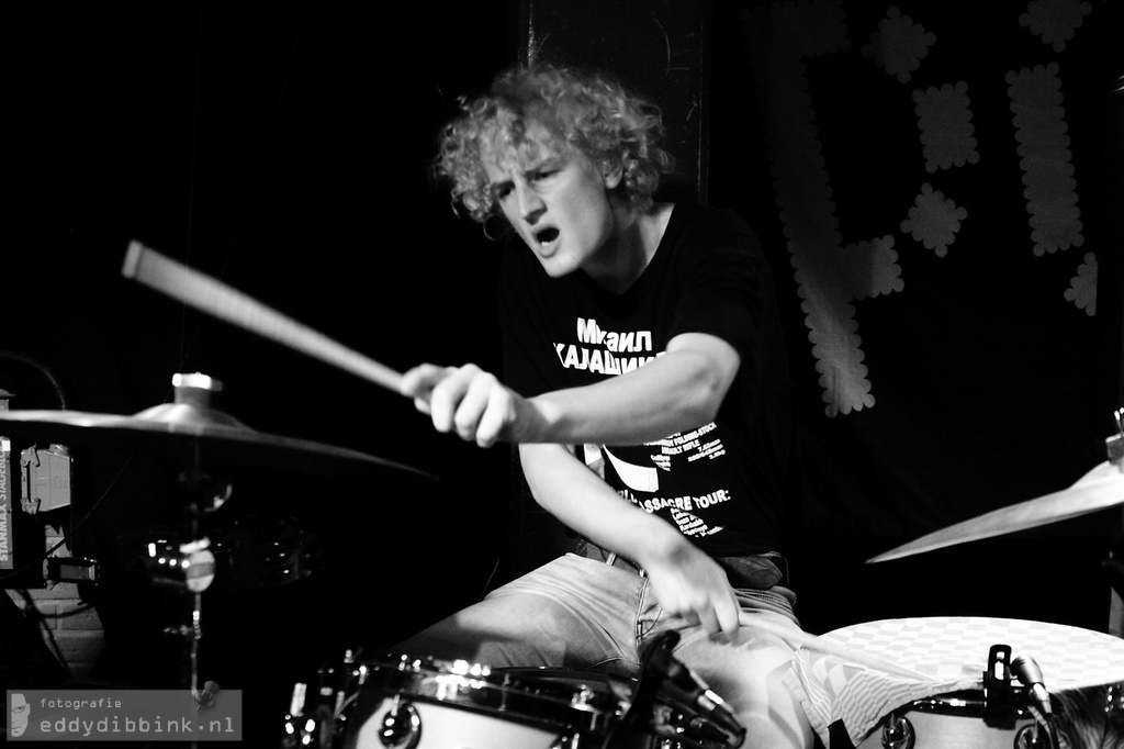 2017-11-11 Willie Darktrousers & De Splinters - De Hip (Popronde Deventer) 004